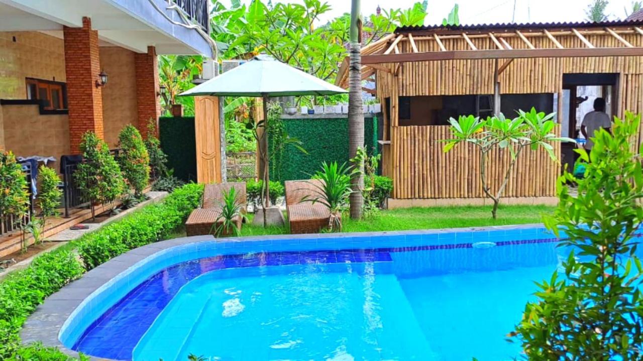 Wahyuga Sari Guest House Nita Salon & Spa نوسا ليمبونغان المظهر الخارجي الصورة